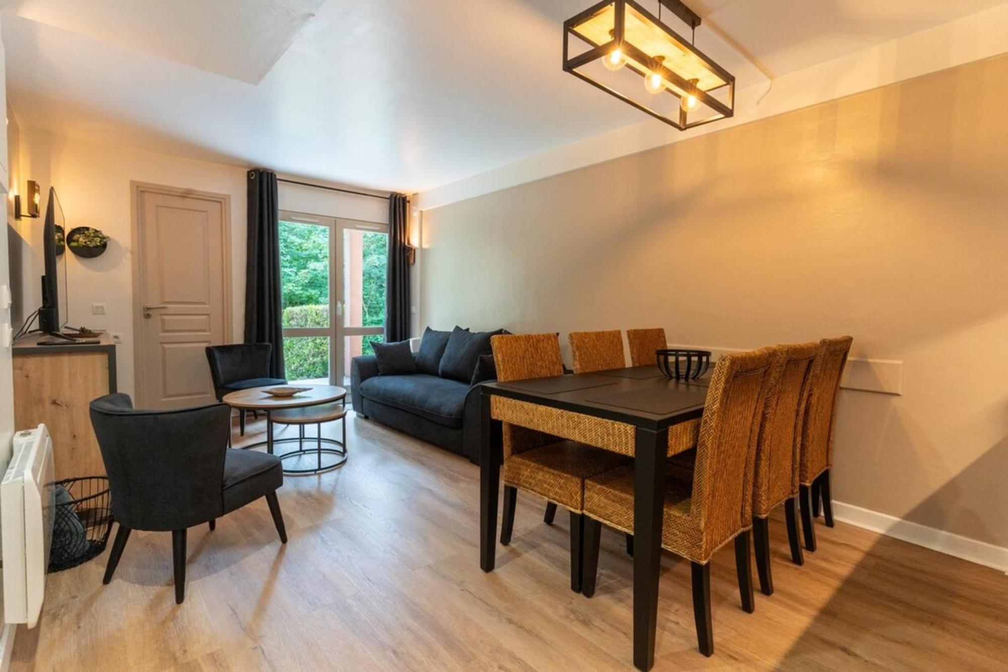 Beautiful Flat With Swimming Pool Tennis Court And Private Car Parking 09 勒图凯－巴黎普拉日 外观 照片
